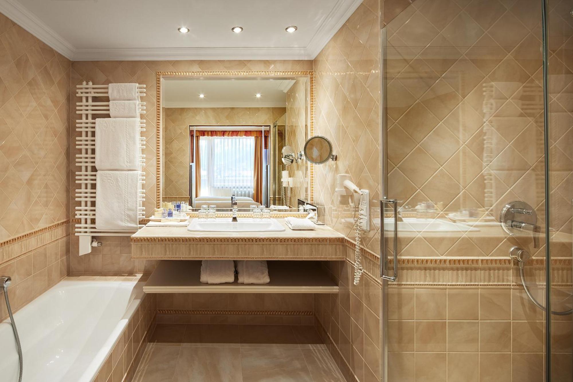 Salzburgerhof, 5-sterne Von Zell Am 5*