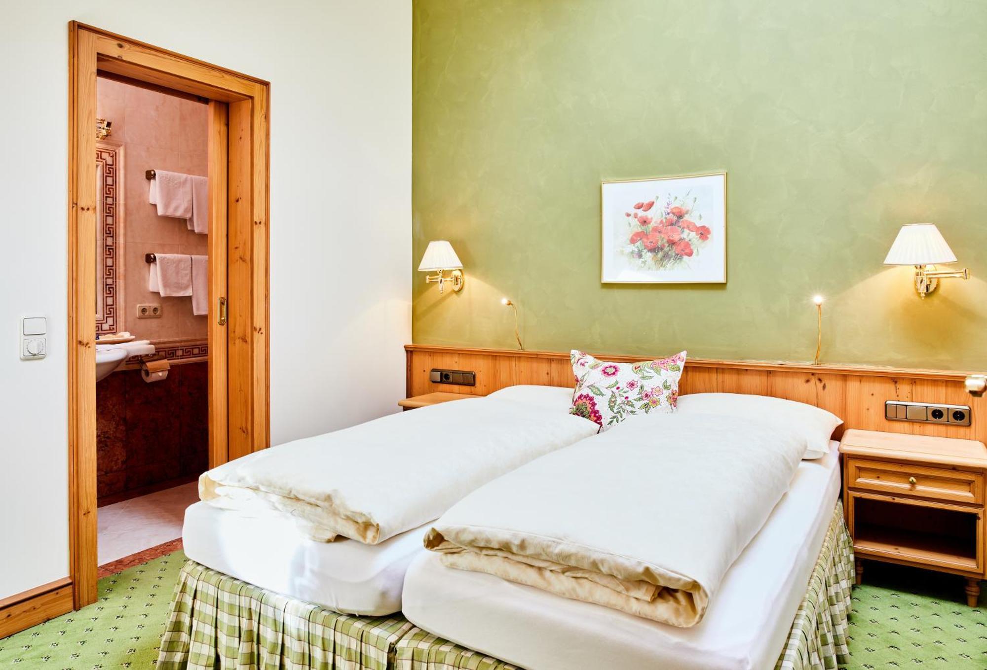 Salzburgerhof, 5-sterne Von Zell Am 5*